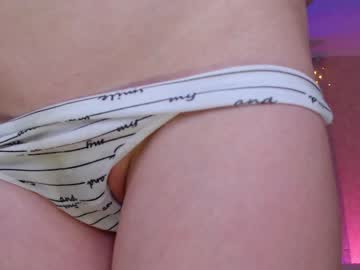 webcam girl littlee_miss_ image #1024411