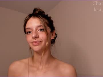 webcam girl lesi_moon image #5281936