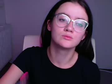 webcam girl ketrin_pirsss image #7860694