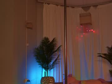 webcam girl kittycaitlin image #6063809
