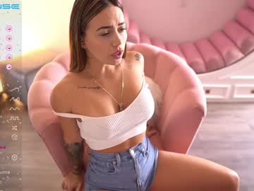webcam girl ashlyeroberts1 image #2715297