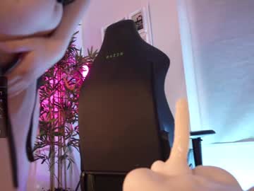 webcam girl lau__1 image #7107285
