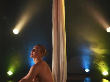 webcam girl rocknrose image #6873013