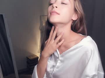 webcam girl wave_of_happy_ image #5483743