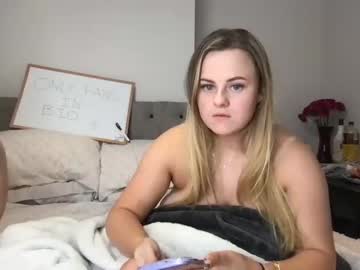 webcam girl tigoldbitties11 image #1071766