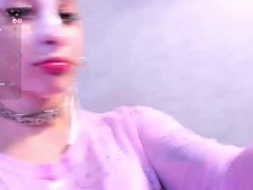 webcam girl karolineneuer image #9436156