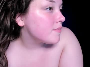 webcam girl livinsubspace image #7114632