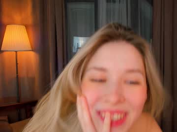 webcam girl milablush image #5874879