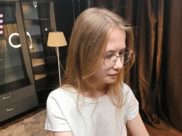 webcam girl wiloneburtt image #7725433