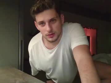 webcam man roberto_twink1 image #8452101