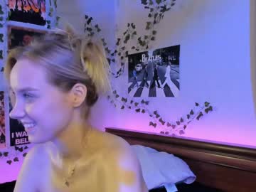 webcam girl darleneferran image #7802923