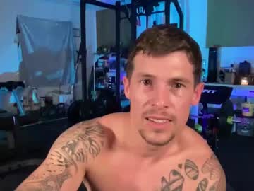 webcam man browneyedmuscleboy32 image #7050969