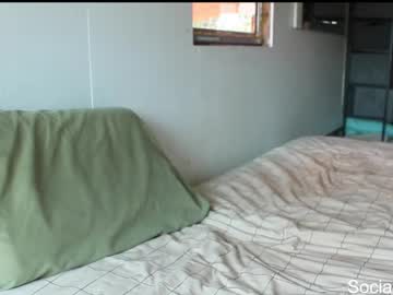 webcam couple busbuddies image #7842821
