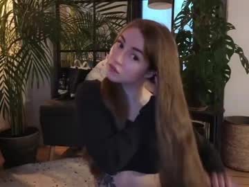webcam girl strawberryjamx image #5422144