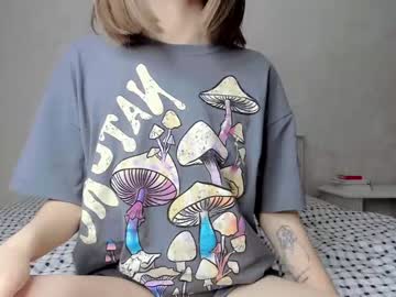 webcam girl shy_dy image #4094793