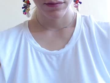webcam girl tiffany925 image #611384