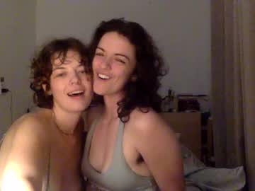 webcam couple cosmicqueers image #5281595