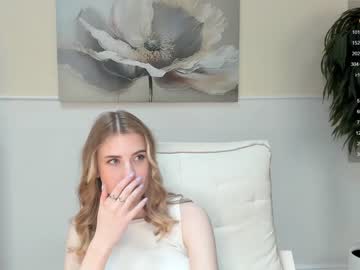 webcam girl fannycullimore image #6542295