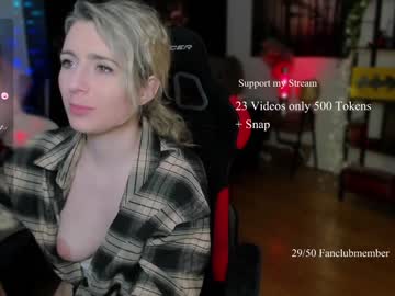 webcam girl kimilee22 image #5948425
