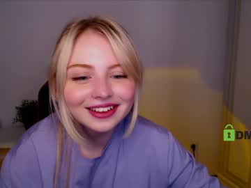 webcam girl shy_blondiee image #3750406