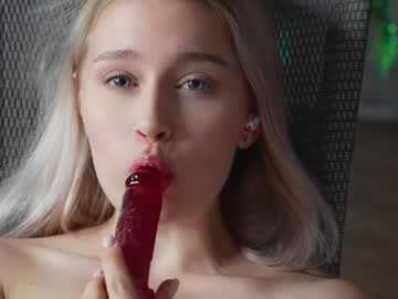 webcam girl sonyaericsson image #7154881