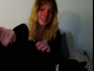 webcam girl crimsonxrapture image #920848