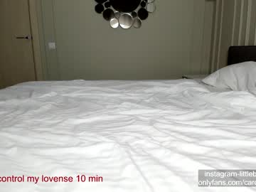 webcam girl carolinaherera image #4412495