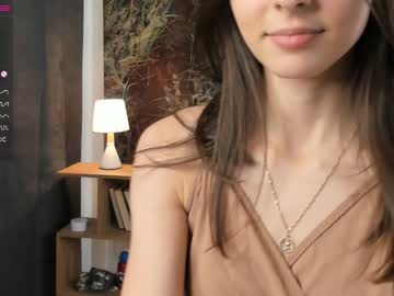 webcam girl peek_in_my_window image #5649560