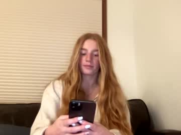 webcam girl kaybrookee image #3308904