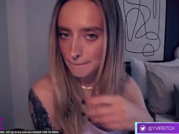 webcam girl _yvie_ image #5907913