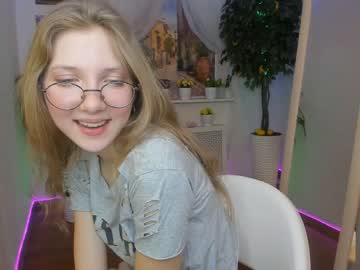 webcam girl avis_ryan image #1091309