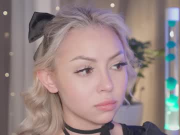 webcam girl viaangel_ image #8352775