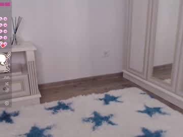 webcam girl small_blondee image #3072669