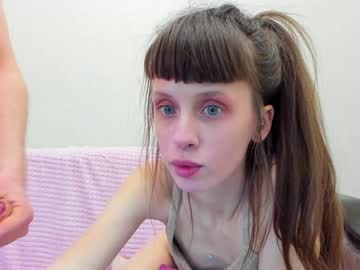 webcam girl flowerofsin2001 image #3833809