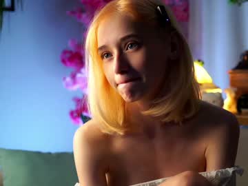 webcam girl taitehambelton image #9048507