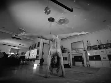 webcam girl hannahjames710 image #4504477