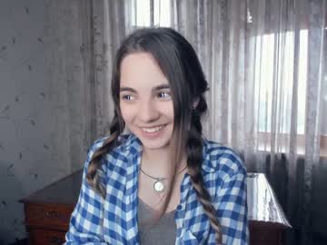 webcam girl shy_media image #4447241