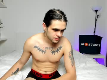 webcam couple lilkimhugoash image #7829830