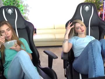 webcam couple kira0541 image #4392456