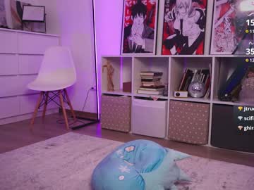 webcam girl holliwould_ image #8277617