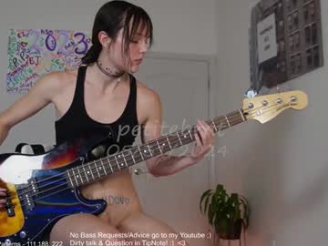 webcam girl petitebrat image #7105414