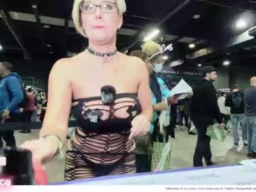 webcam girl champagnefun image #4207511