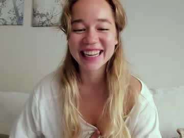 webcam girl kristyspiritedaway image #4936087