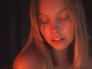 webcam girl bibi_it_is image #3610372