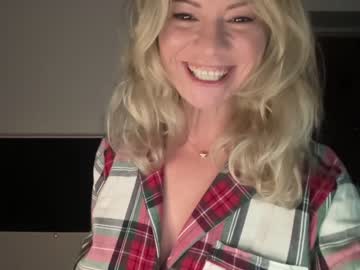 webcam girl kiradivine image #2730590