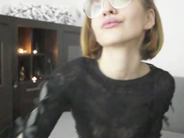 webcam girl nominashady image #8175715