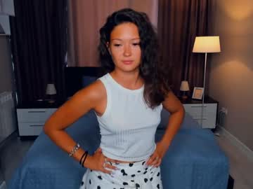 webcam girl leilahalo image #7493100