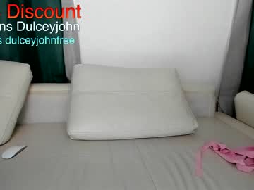 webcam girl dulceyjohn image #5824825