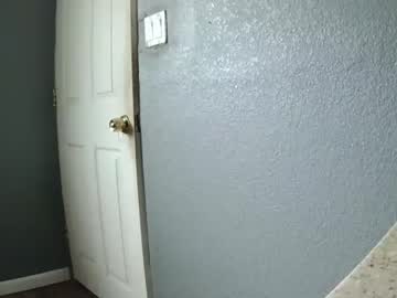 webcam man tallskinnypackin image #6990602