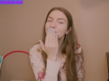 webcam girl chroniclove image #3655298